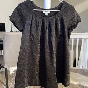 Liz Lange Maternity   Silver Sheen Metallic Short Sleeve Blouse Top Size Small